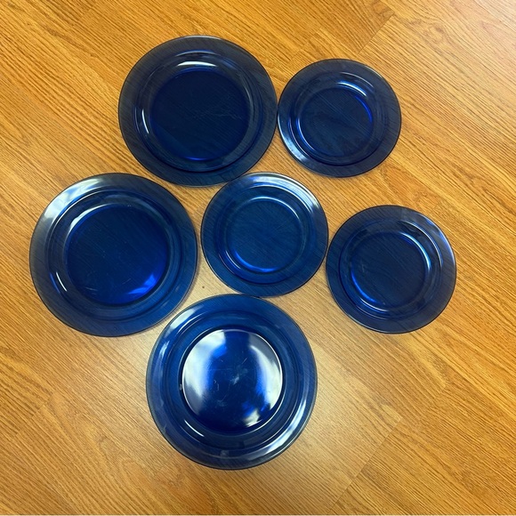 Vintage Arcoroc France Cobalt Blue Glass Plate Set Of Dinner And